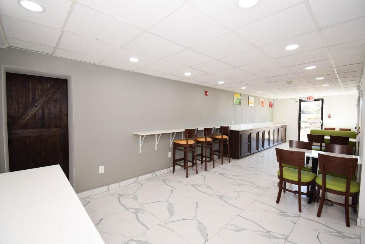 Quality Inn & Suites Sulphur Springs Eksteriør bilde
