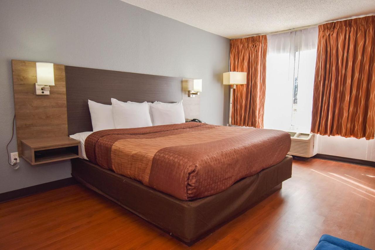 Quality Inn & Suites Sulphur Springs Eksteriør bilde