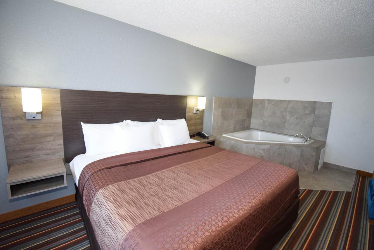 Quality Inn & Suites Sulphur Springs Eksteriør bilde