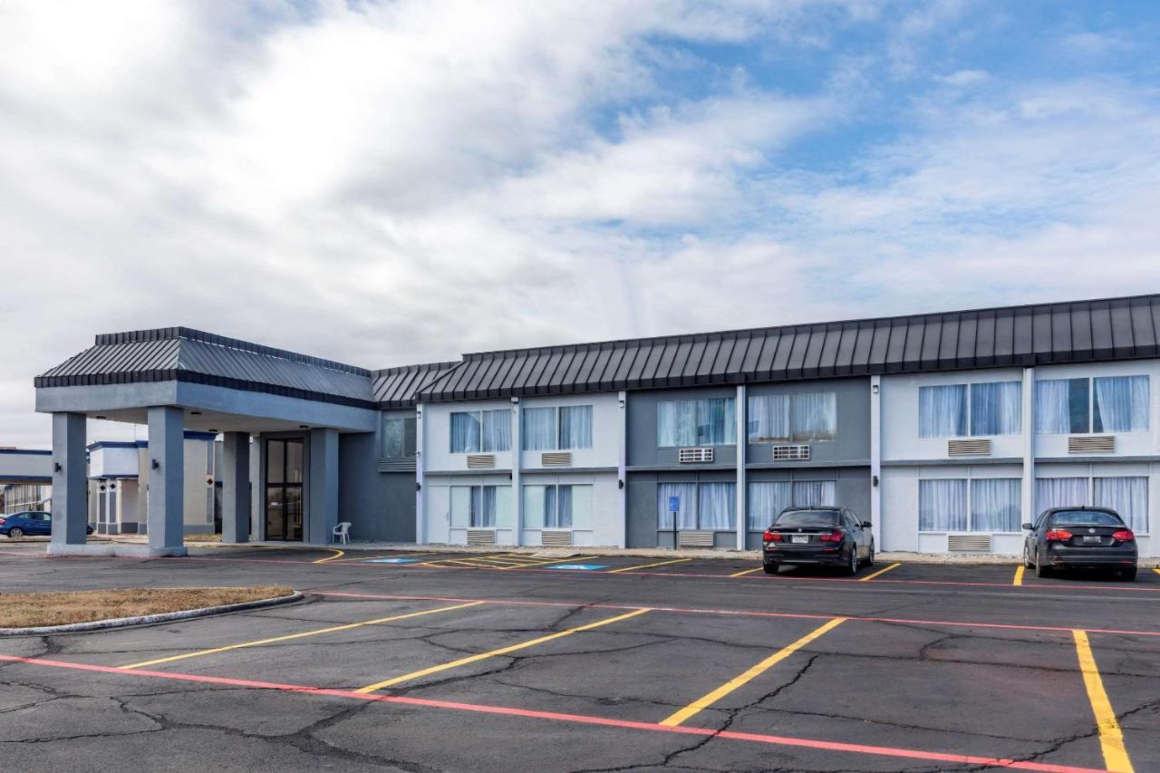 Quality Inn & Suites Sulphur Springs Eksteriør bilde