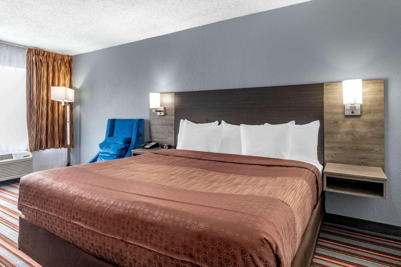 Quality Inn & Suites Sulphur Springs Eksteriør bilde